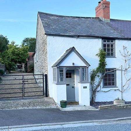 Cosy Two Bedrooom Cottage Set In A Dorset Village Sturminster Newton Exteriér fotografie
