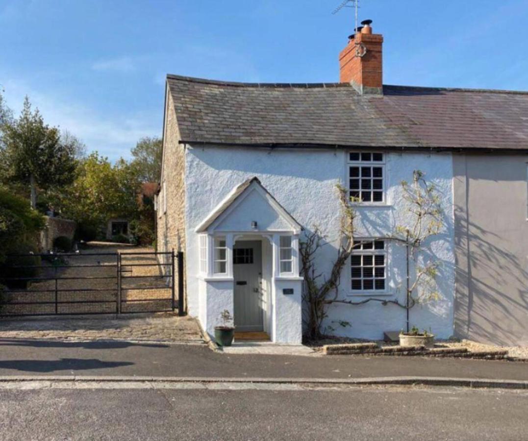 Cosy Two Bedrooom Cottage Set In A Dorset Village Sturminster Newton Exteriér fotografie