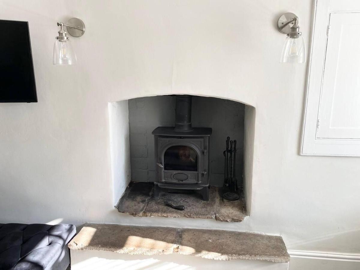 Cosy Two Bedrooom Cottage Set In A Dorset Village Sturminster Newton Exteriér fotografie